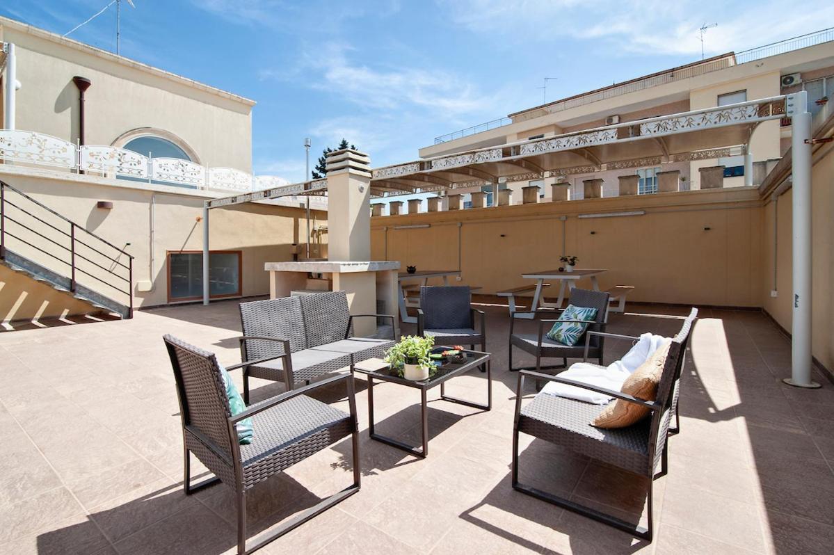 Residence De Franchis - Smart Apartments Lecce Exterior photo